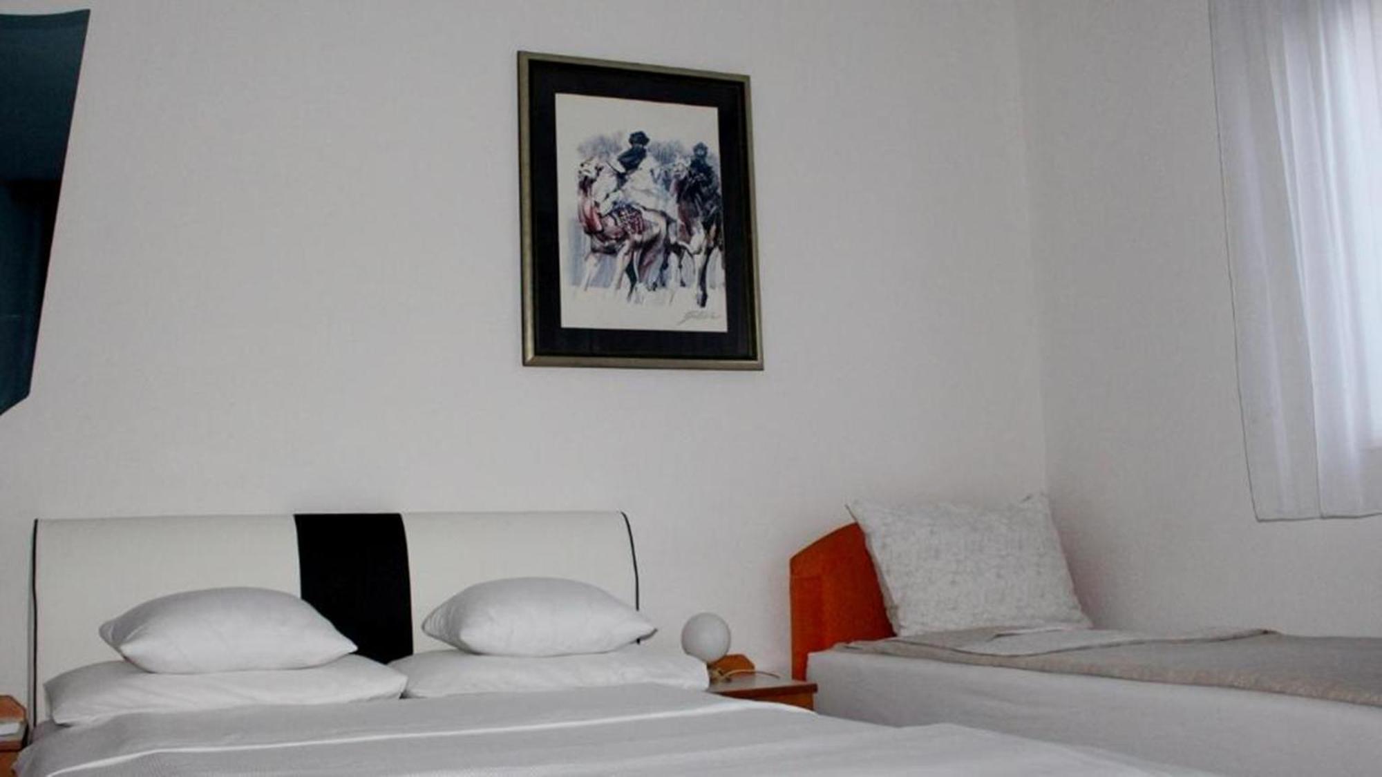 Holiday In Bihac Exterior photo